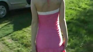 Teen blonde med elastisk booty har sex